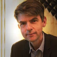 Photo de Régis Koenig, Directeur Réparation et Durabilité chez Fnac Darty, Expert Intervenant dans les formations EcoLearn.